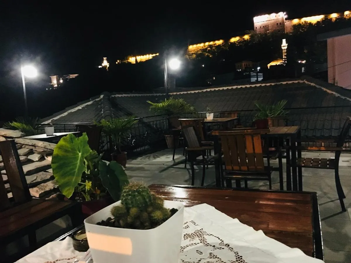Kore Guest House Гирокастра