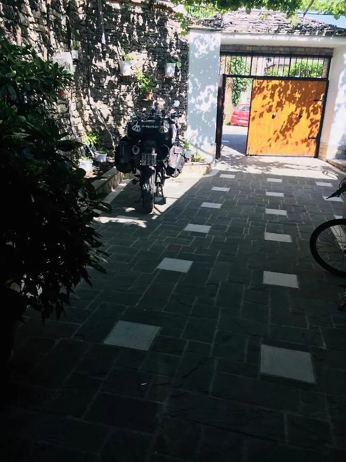 Kore Guest House Gjirokastër