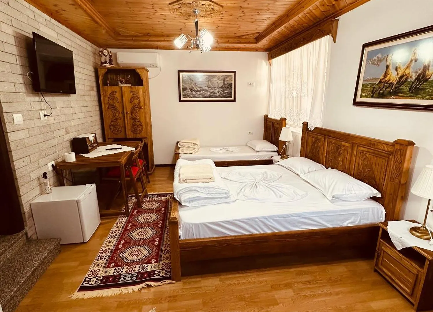 Kore Guest House Gjirokastër