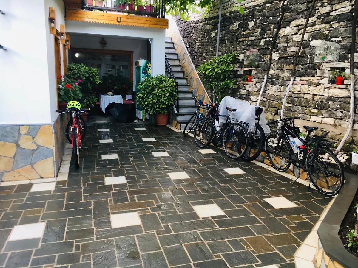 Kore Guest House Gjirokastër